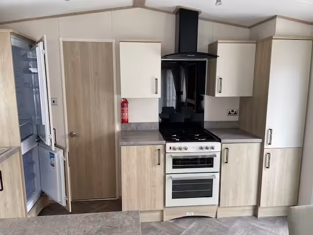ABI SUNNINGDALE 2018 38X12 2 BEDROOM