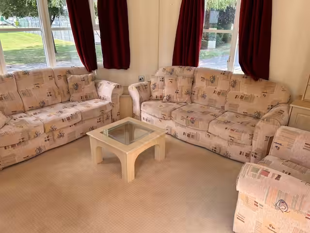 Atlas Heritage 37x12ft 2 bed 2007