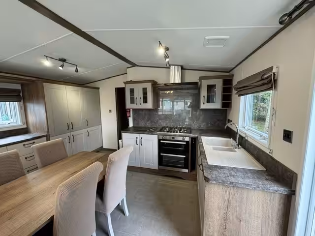 ABI Beaumont 2021 42ftx14ft
