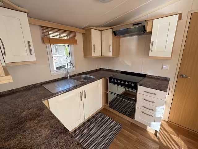 Swift Moselle 35ft x12ft 2009