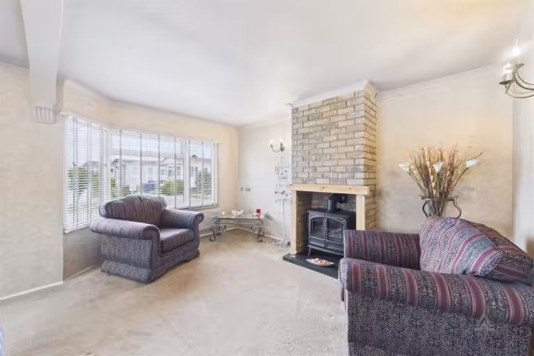 lounge 3