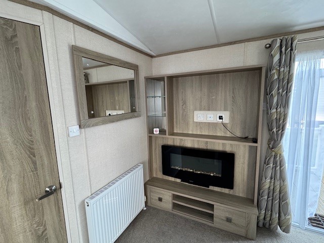 Carnaby Oakdale 5