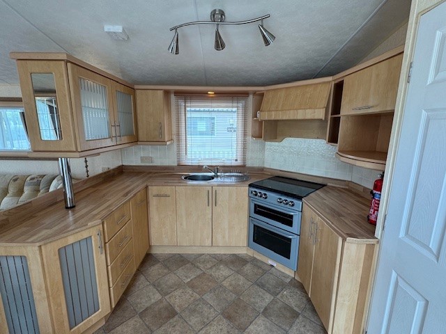 WILLERBY ASPEN 11
