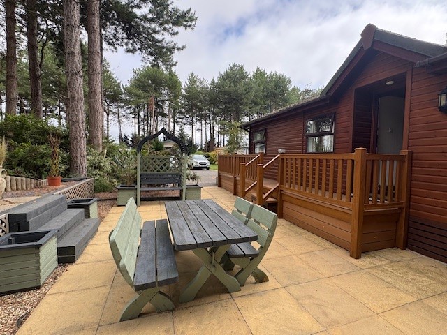 Lodge Patio Bench