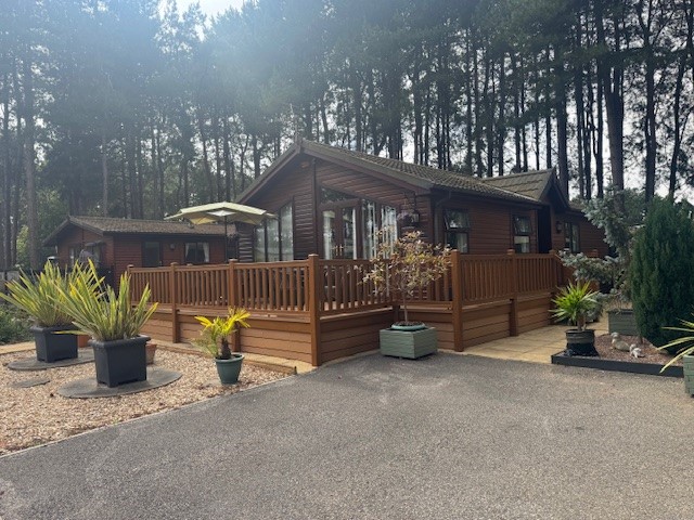 Lodge Picture Parking