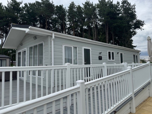 Victory Highgrove Lodge 40ft x 16ft 2019