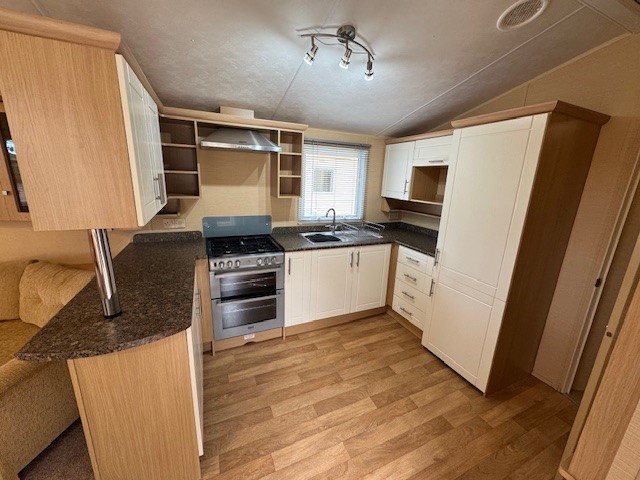 Willerby Granda Kitchen