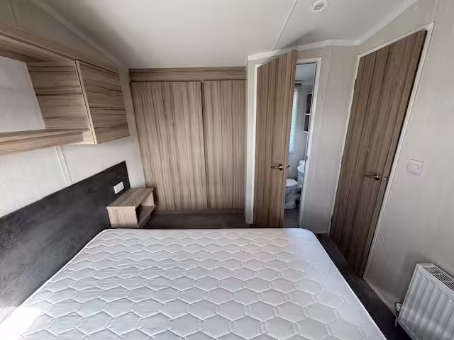 Main Bed