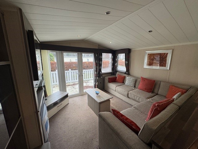 Swift Moselle Lounge