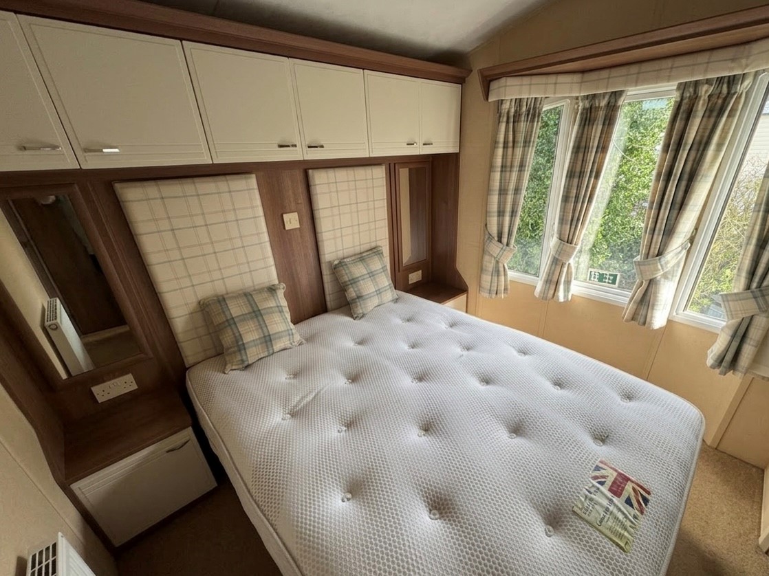 Willerby Aspen Main Bedroom 1