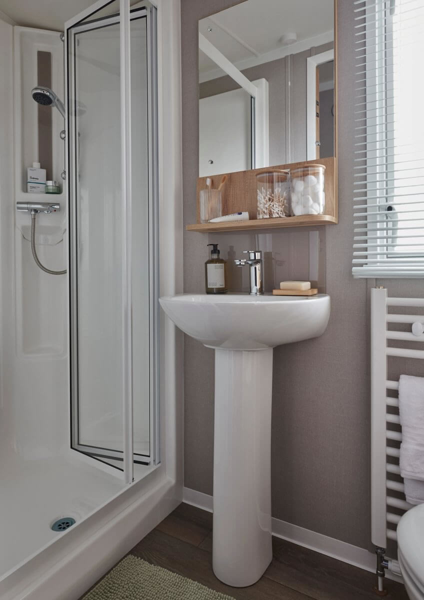 Provence Outlook Washroom