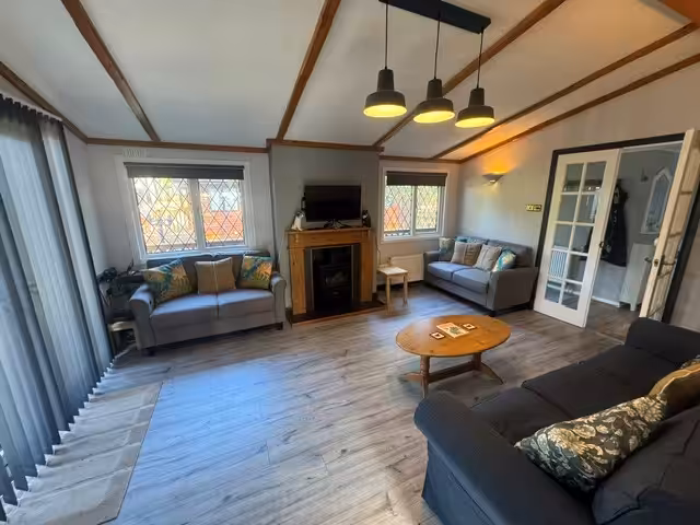 Lodge 3